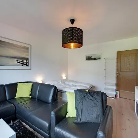 Snug In Walchen Near Niedernsill Swimming Lake Daire *